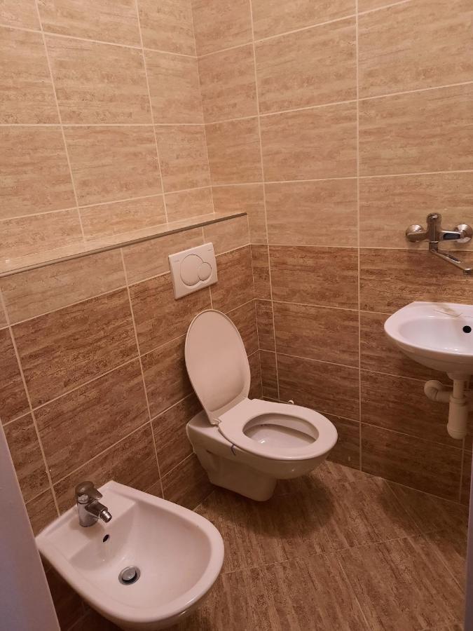 Apartment In City Centre Praha Bagian luar foto